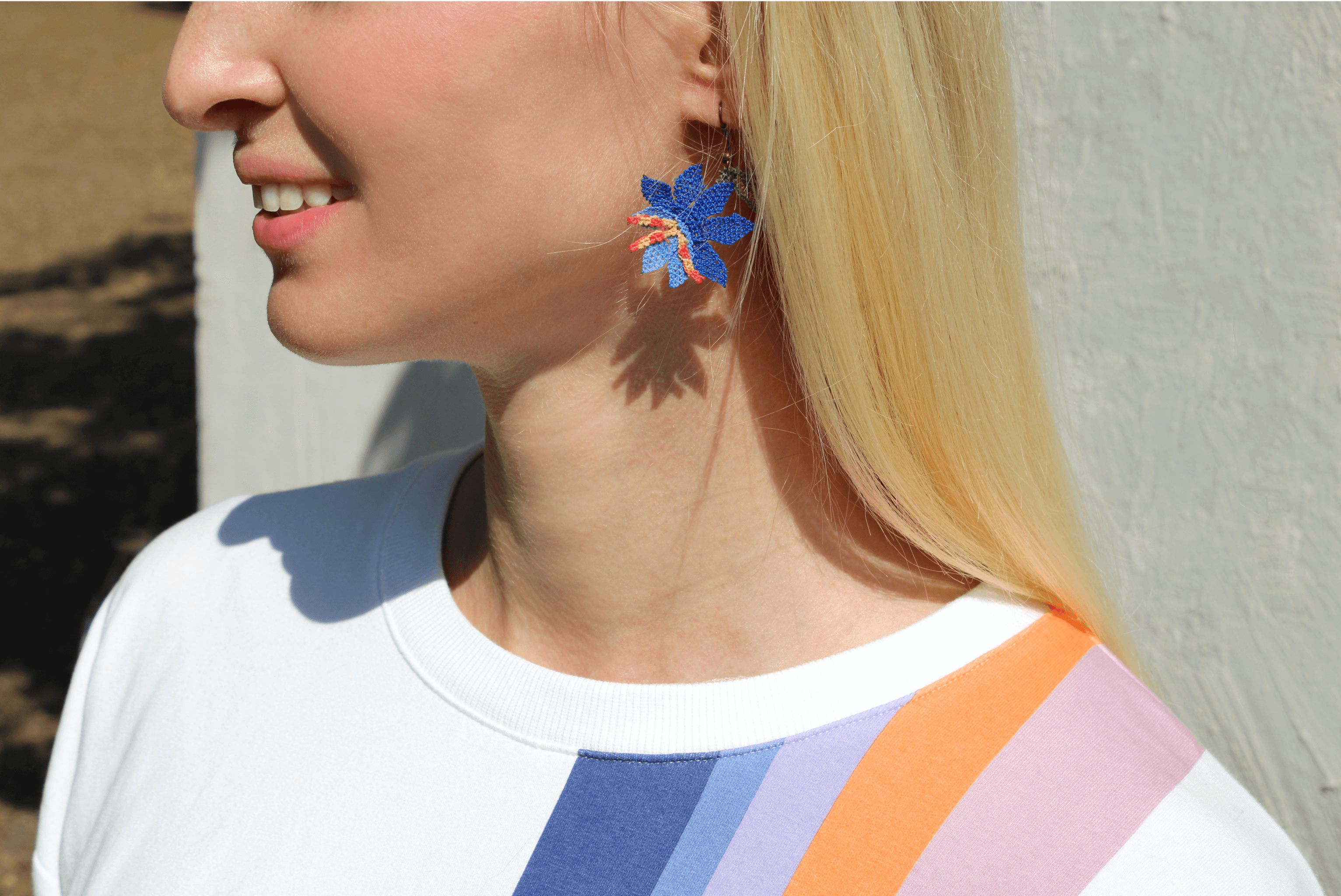 Flower Dangle Earrings For Women - Red Daisy Drop, Boho Chic, Gift For Her