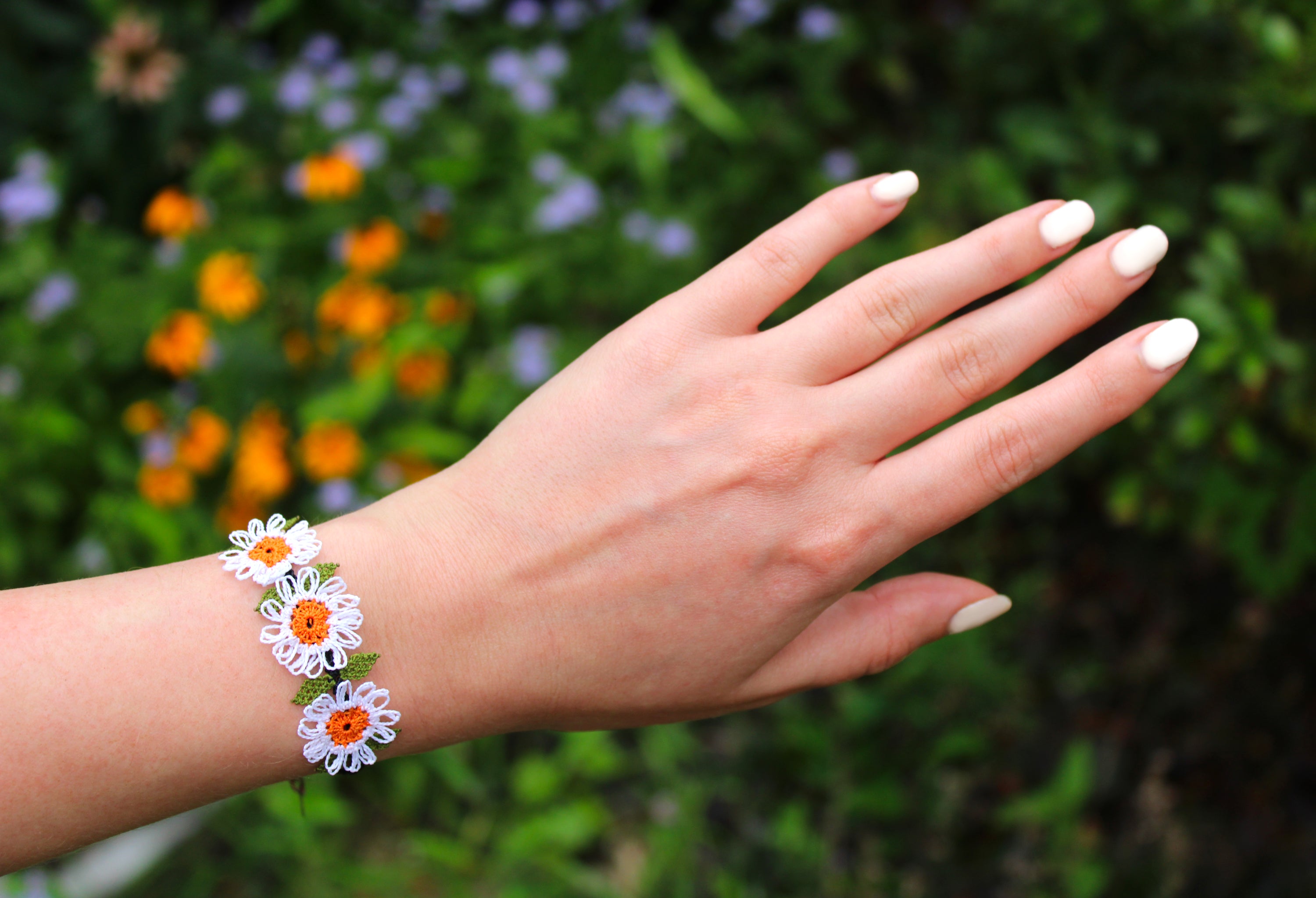 Dainty Daisy Bracelet – Aster Society